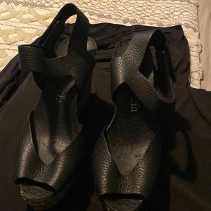 Pedro Garcia leather wedge a great condition!! Size 38.5